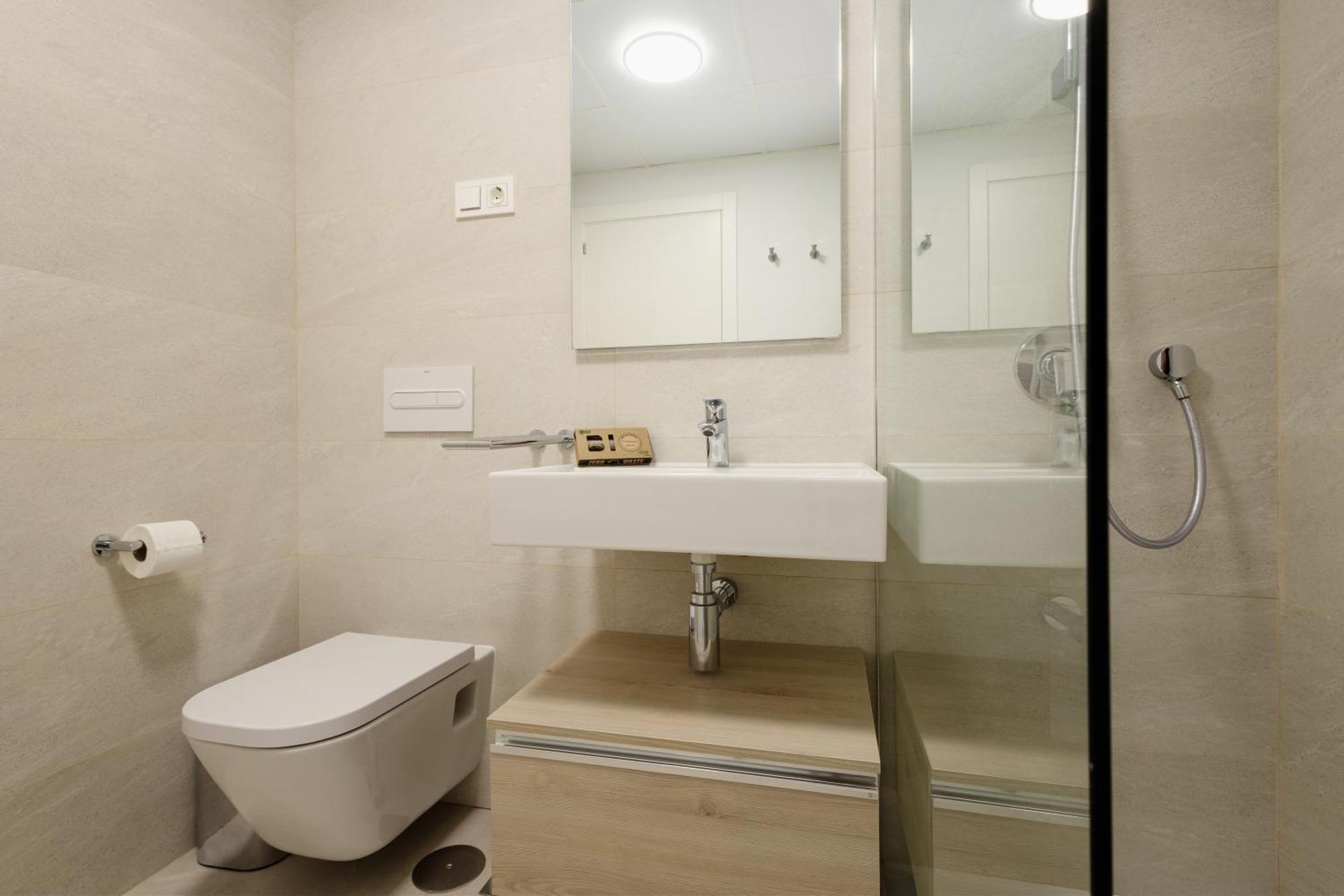 Apartamento Luxurious 2 Bedroom Close To The In Estepona