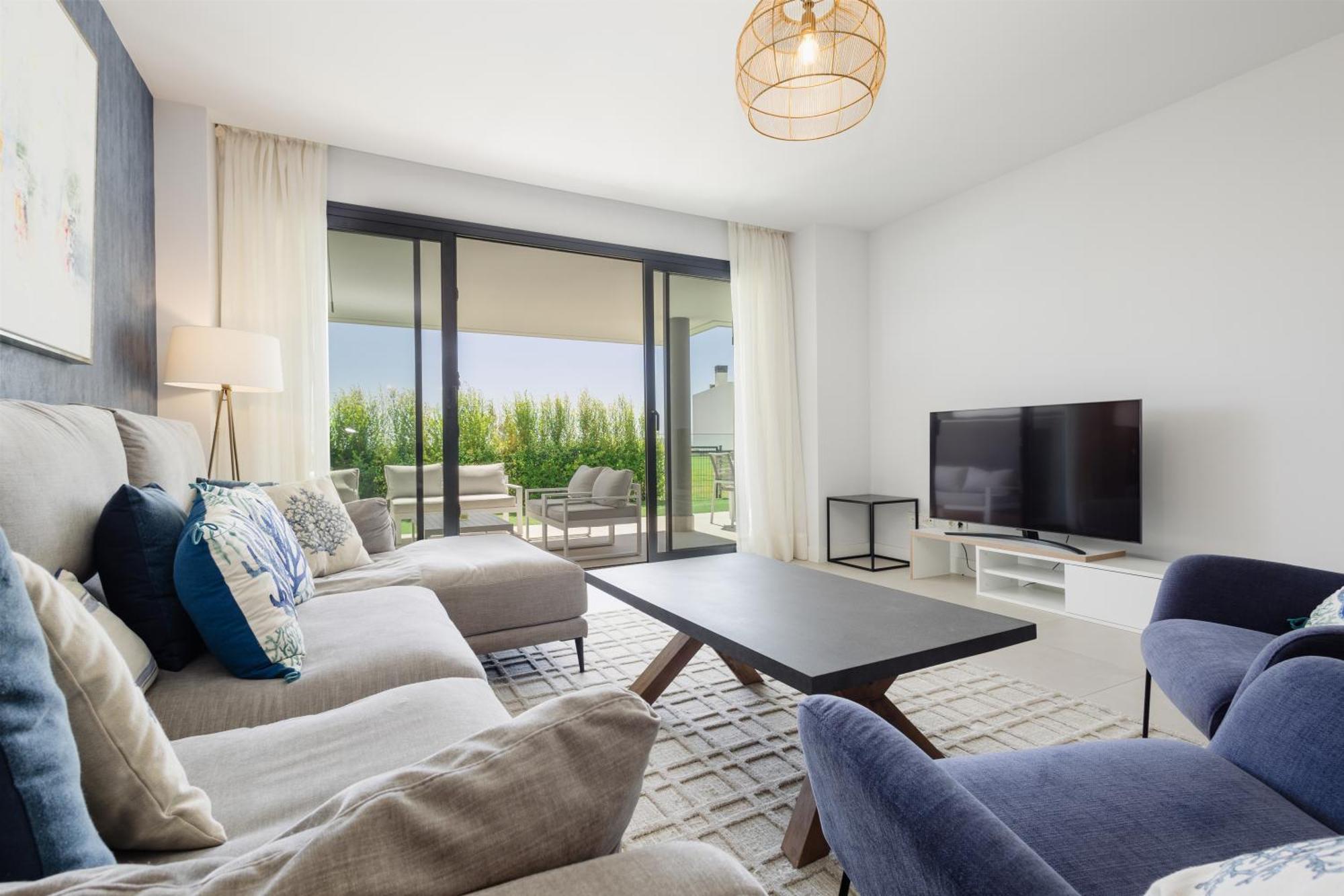 Luxurious 2 Bedroom Close To The In Apartamento
